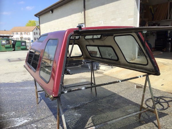 wedge style cap for Ford f-150 8'  bed regular cab 1997-2003